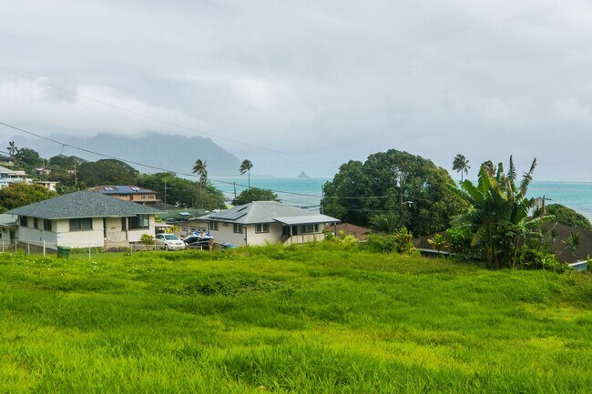 Building Photo - Lulani Ocean (Kaneohe) Single family home:...