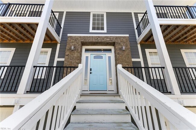 Building Photo - 115 Grandview Dr