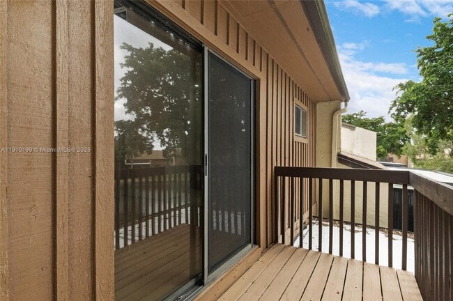 Building Photo - 4165 SW 85th Ave