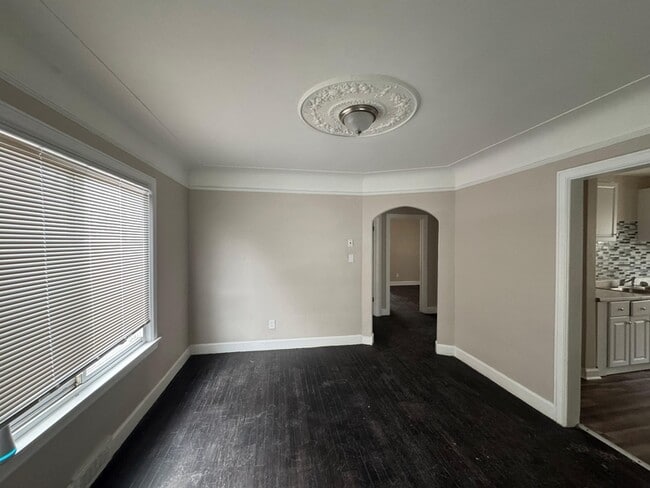 Building Photo - 14161 Montrose St