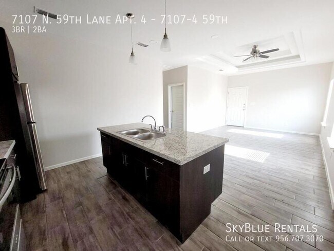 Building Photo - 7107 N 59th Ln