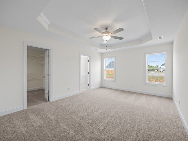 Building Photo - 424 Montgomery Dr