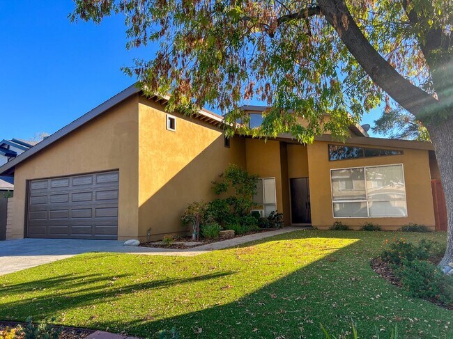 Building Photo - 5458 Softwind Wy