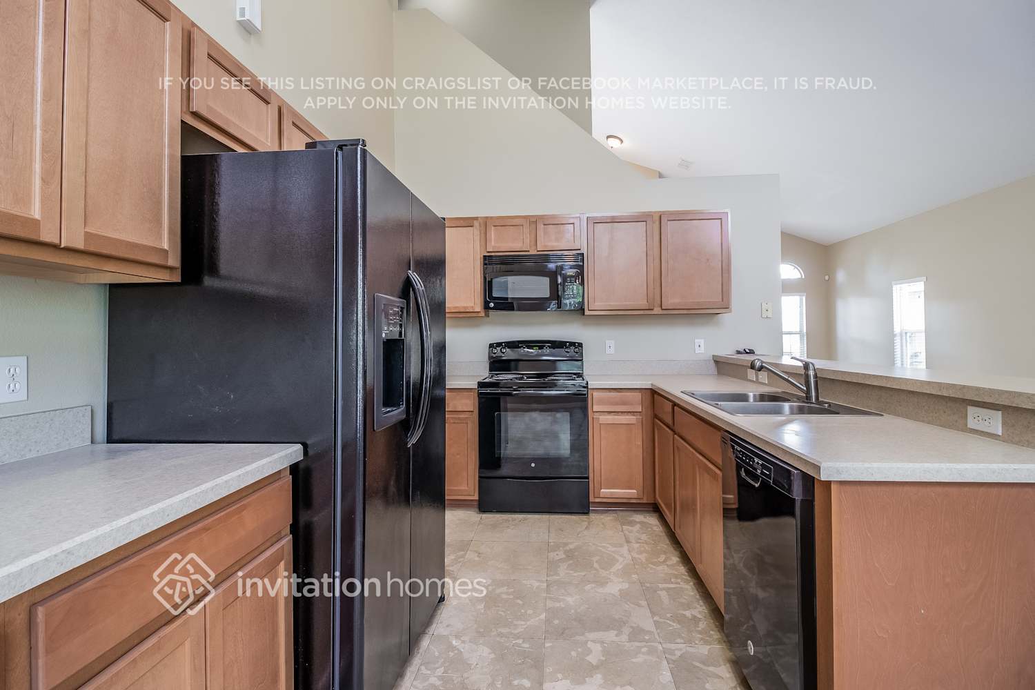 Building Photo - 403 Woodbury Pines Cir