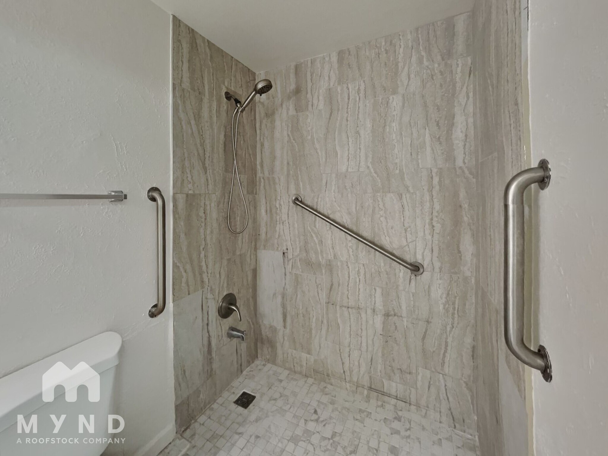 Building Photo - 1426 W 7th Ave