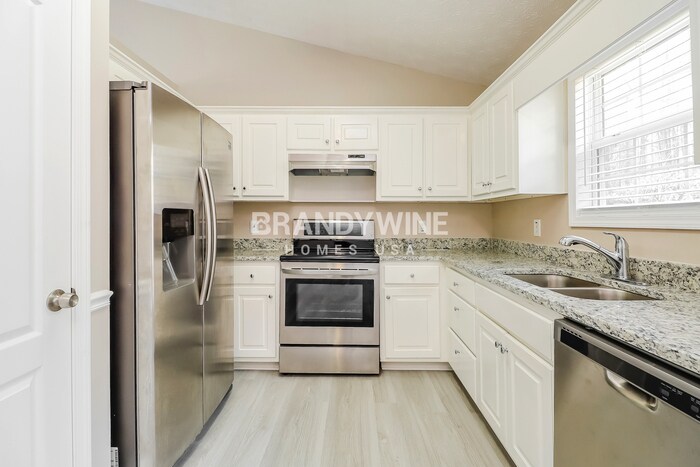 Building Photo - 35 Dews Trail