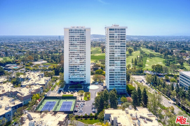 Building Photo - 2222 Ave of the Stars