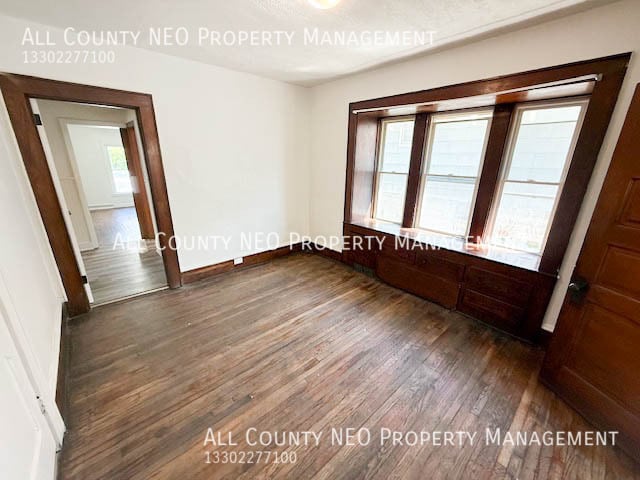 Building Photo - 859 Brown St