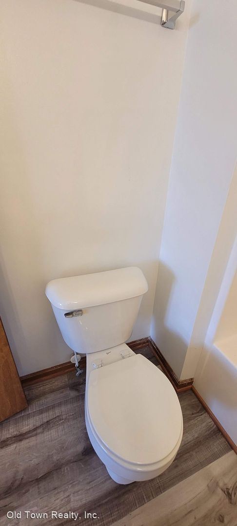 Building Photo - 2 br, 2 bath House - 2568 Eagle Circle #4