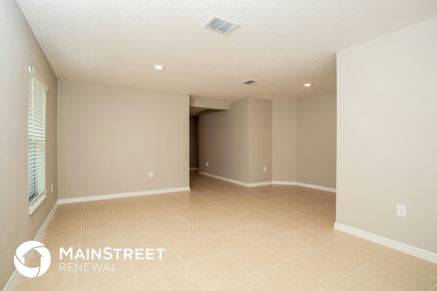 Building Photo - 279 Fig Ct