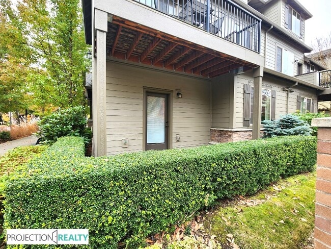 Building Photo - 8061 NE Rockne Way