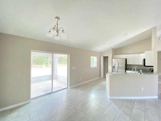 Building Photo - 4490 SW 150th Pl