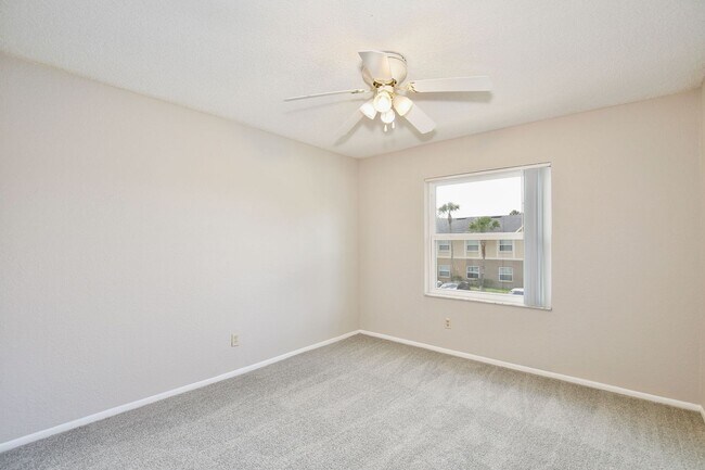 Building Photo - Spacious 2/2 Condo in Hawthorne Village - Orlando! Available Now!