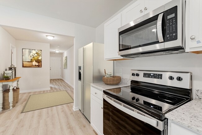 Building Photo - Gorgeous 4-Bedroom Home in Boulder Ridge –...