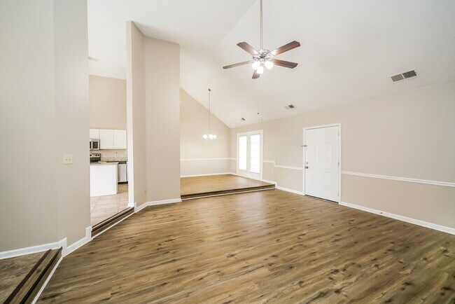 Building Photo - 760 Overcup Oaks Cove