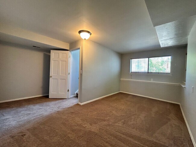 Building Photo - Hidden Gem in Downtown Boulder! 3 Bed 2 Bath Condo Available