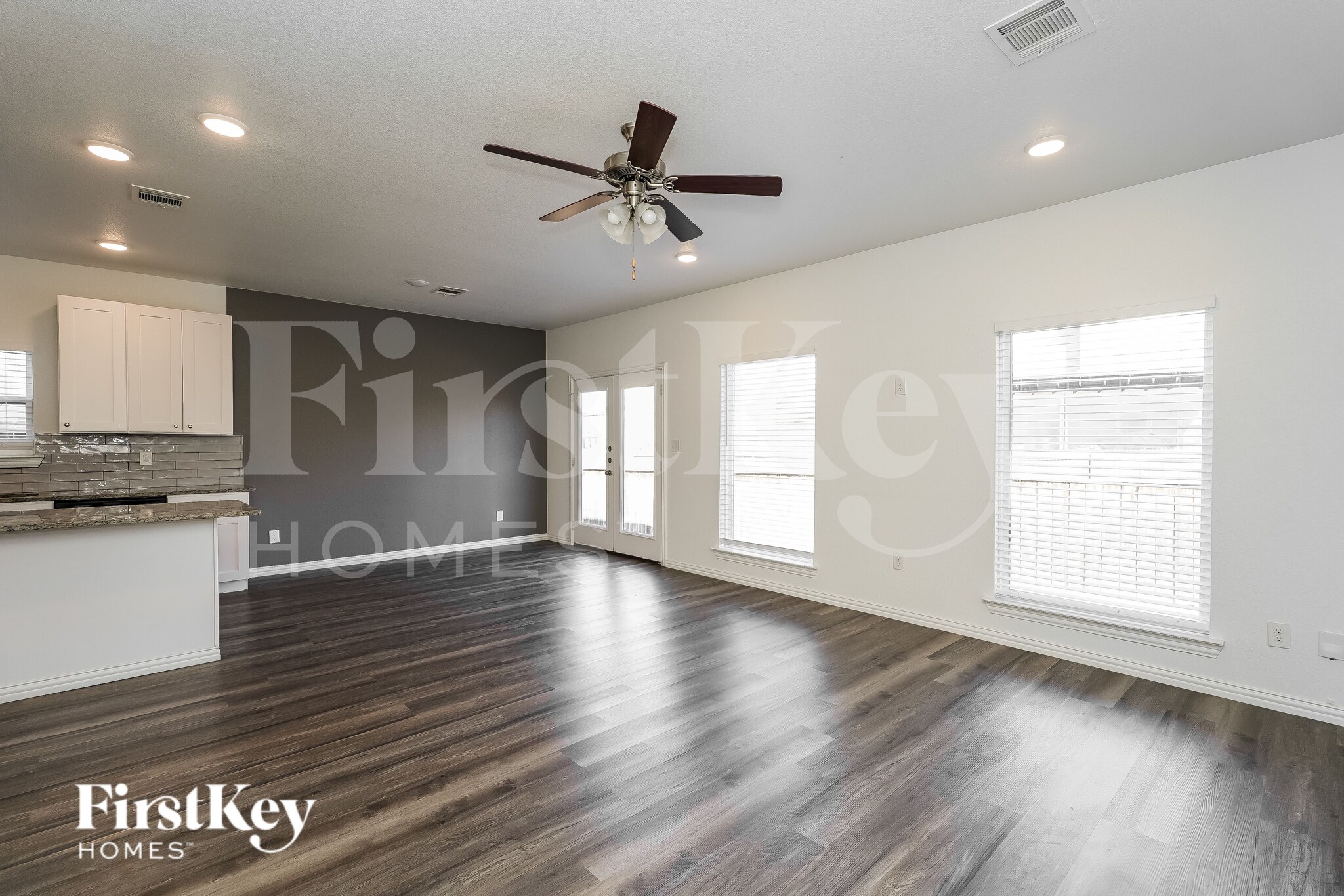 Building Photo - 7308 Parkside Pl Dr