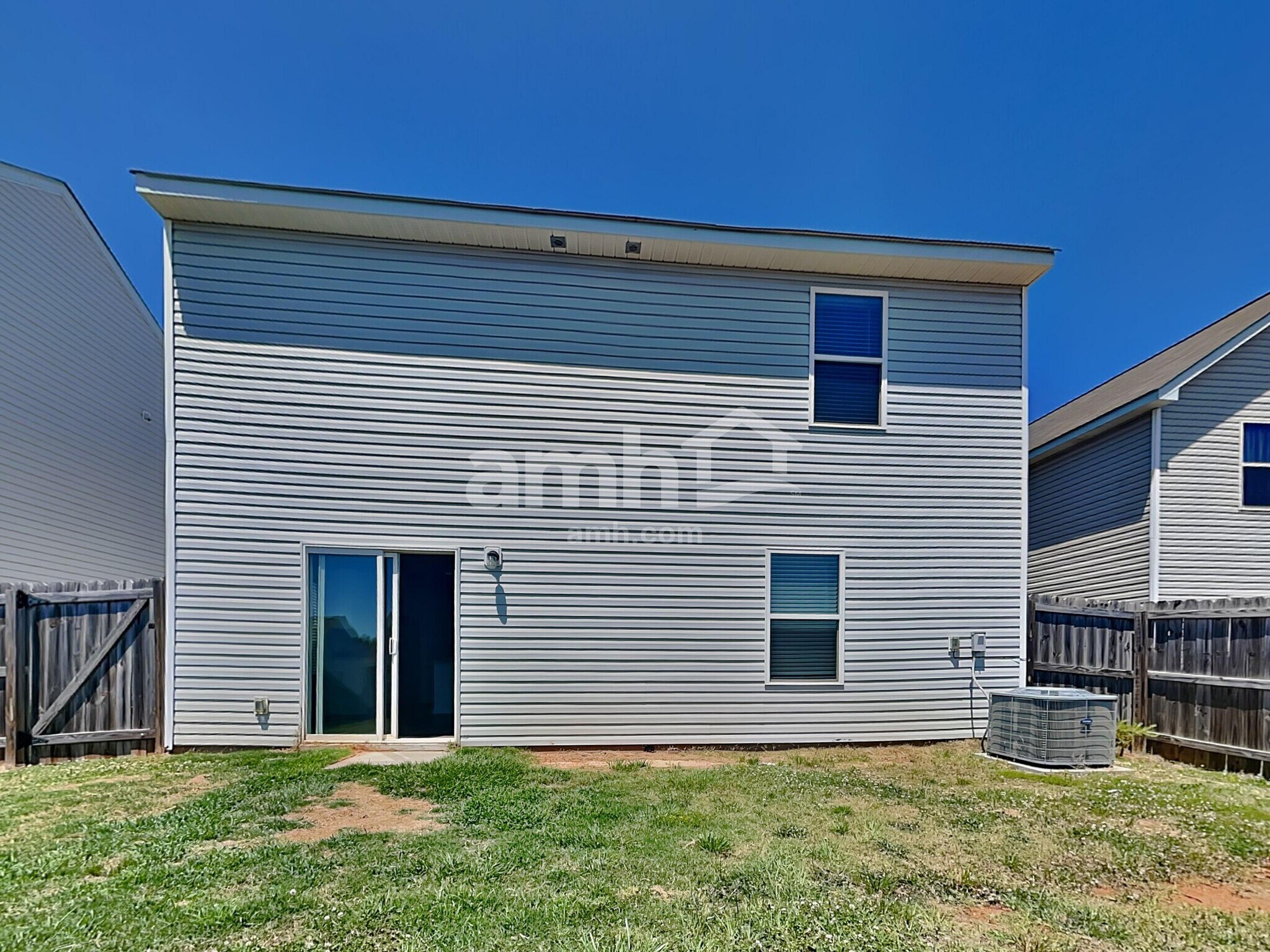 Building Photo - 3026 Wingadee Dr