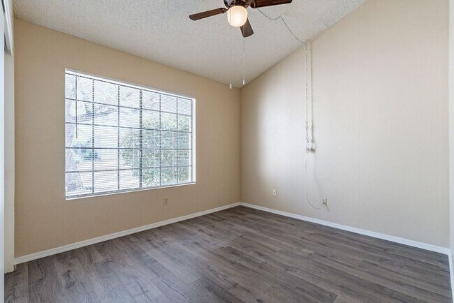Building Photo - Bright, Spacious & Ready to Welcome You Ho...