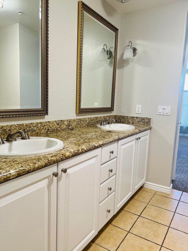 Building Photo - 45245 Seeley Dr