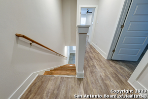 Building Photo - 204 Melrose Pl