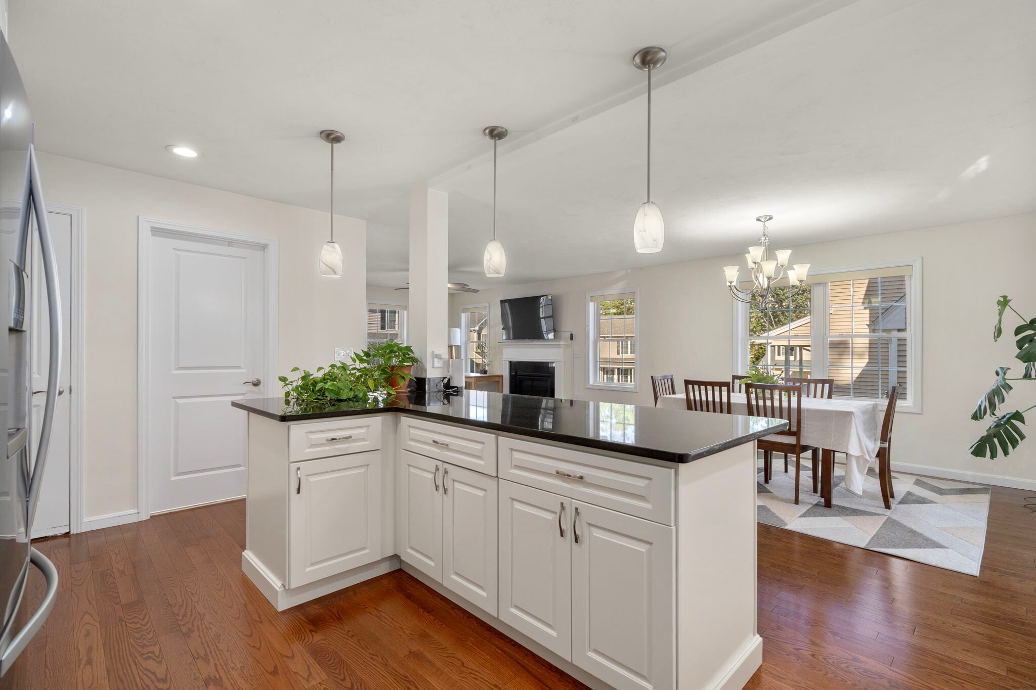 Building Photo - 4 Cherry Blossom Cir