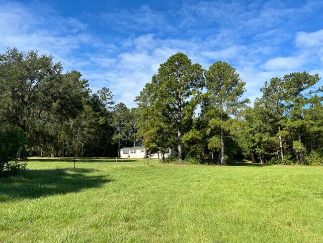 Building Photo - 676 Ellenberg Rd