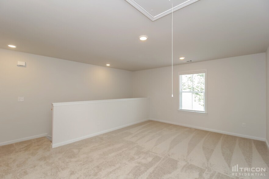 Building Photo - 25 Leyland Ct