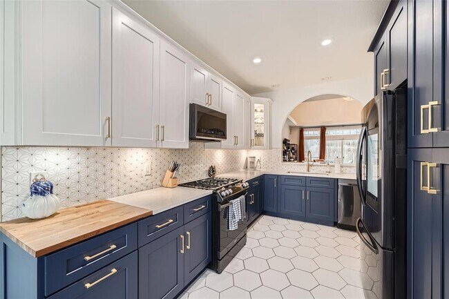 Building Photo - 12283 Abbey Glen Ln