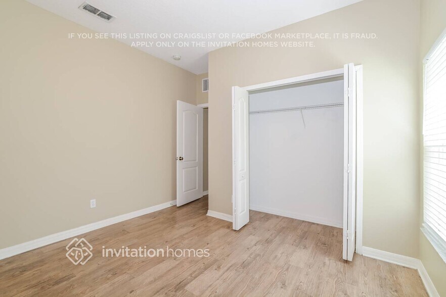 Building Photo - 16526 Deer Chase Loop