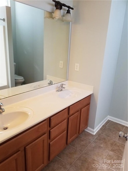 Building Photo - 1105 Kurt Ct