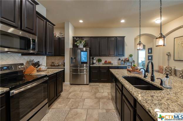 Building Photo - 5633 Briar Fld