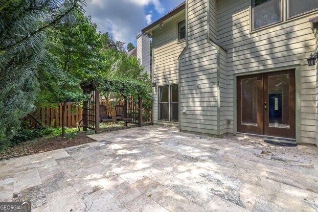Building Photo - 1167 Druid Walk