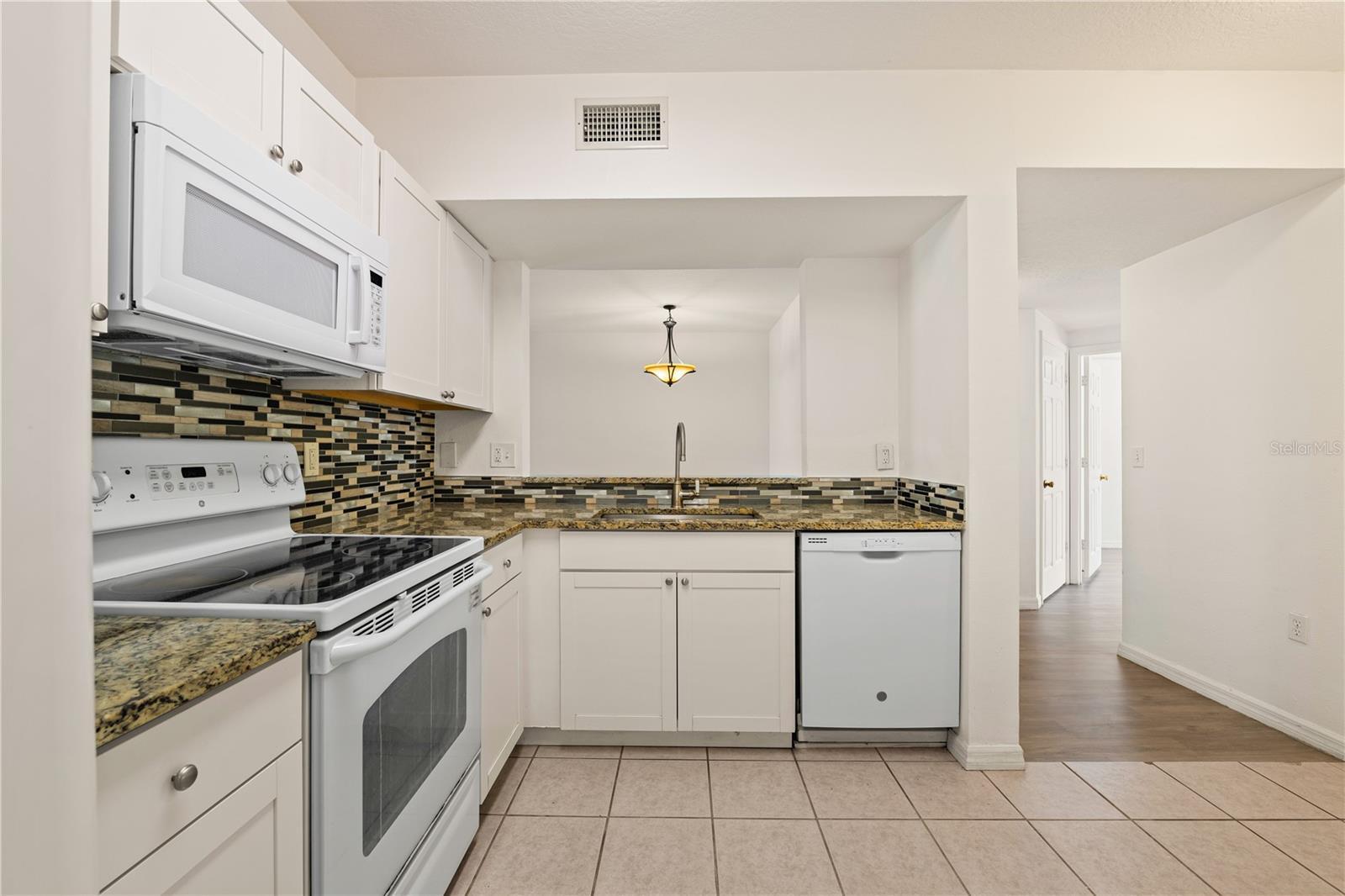 Building Photo - 6434 Cypressdale Dr