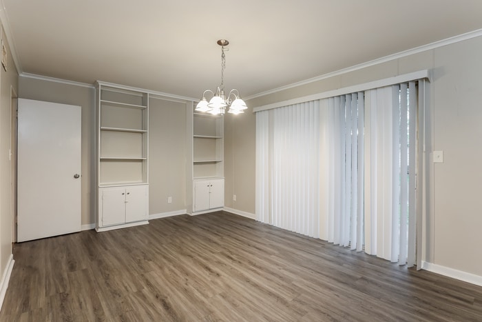 Building Photo - 5544 Wayneland Dr