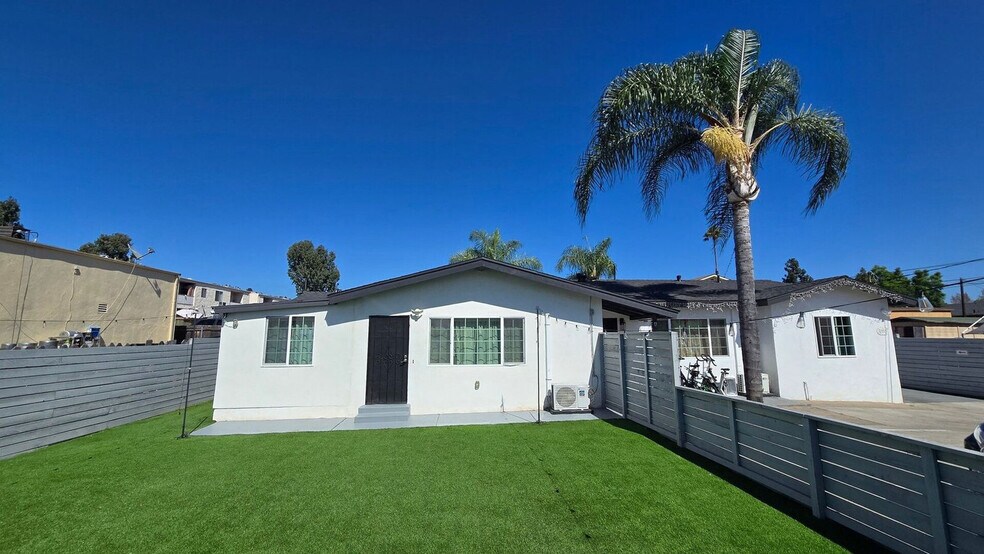 Building Photo - 1059 Gillespie Dr