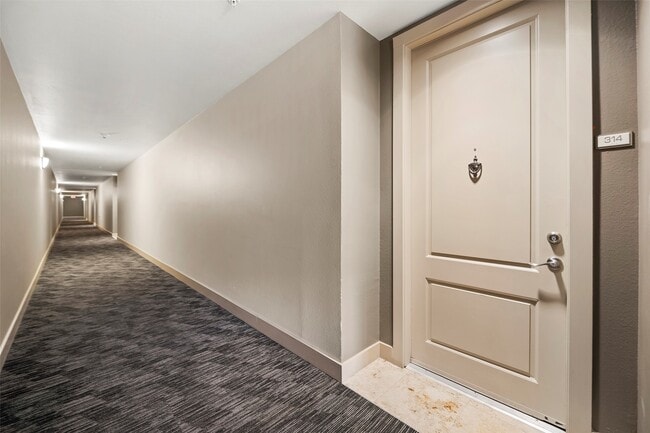 Building Photo - 3505 Sage Rd