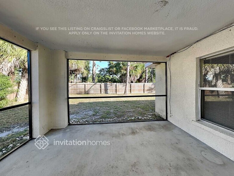 Building Photo - 2401 Granada Cir E