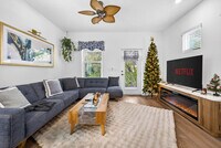 Building Photo - 1734 W Cherry St