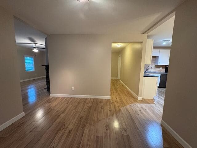 Building Photo - 25 Cherry Hills Dr