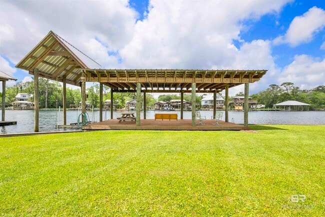 Building Photo - 15851 Keeney Dr