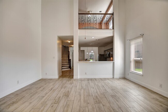 Building Photo - 20831 Brodie Ln