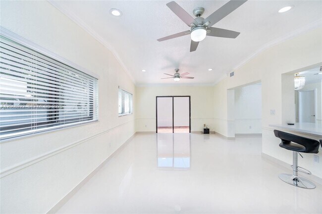 Building Photo - 29901 SW 147th Ave