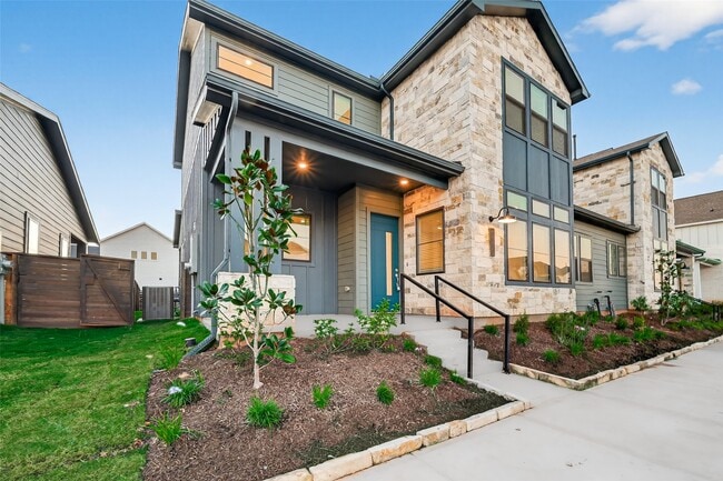 Building Photo - 1111 Mercantile St