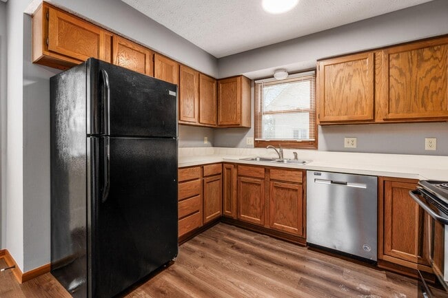 Building Photo - 8308 Talia Ct