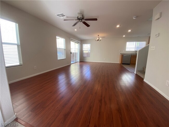 Building Photo - 578 Shewsbury Ave