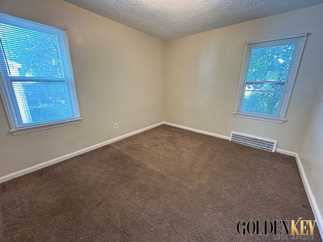 Building Photo - Updated 3 Bedroom Home in Southwest Detroit!