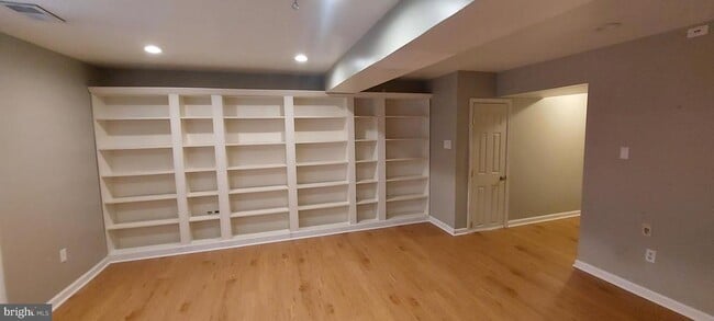 Building Photo - 19278 Wheatfield Terrace