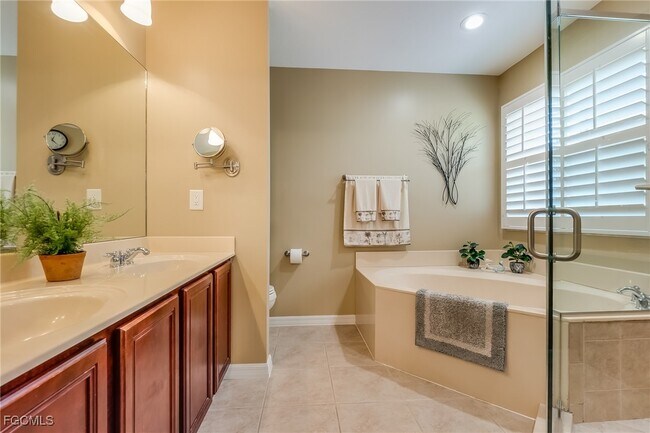 Building Photo - 3347 Dandolo Cir