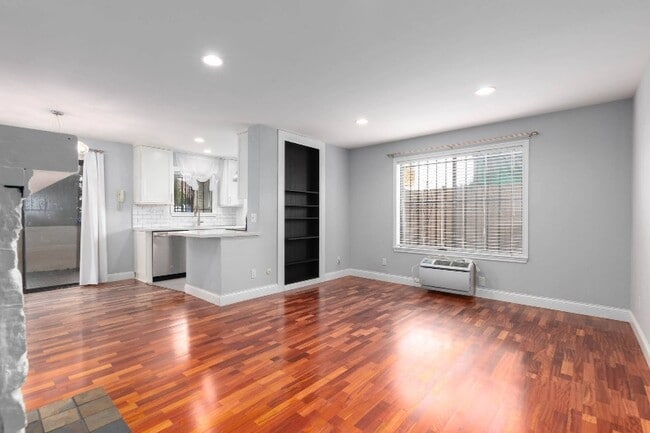 Building Photo - 4415 38th St